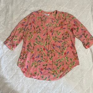 Rose + Olive XL blouse in great condition. Lightweight, well designed & made